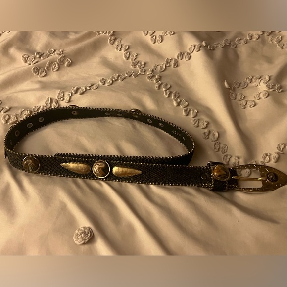 Vintage Y2K Italian leather belt